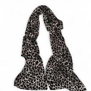 Leopard print scarf, 100% cashmere #leopardprint #cashmere
